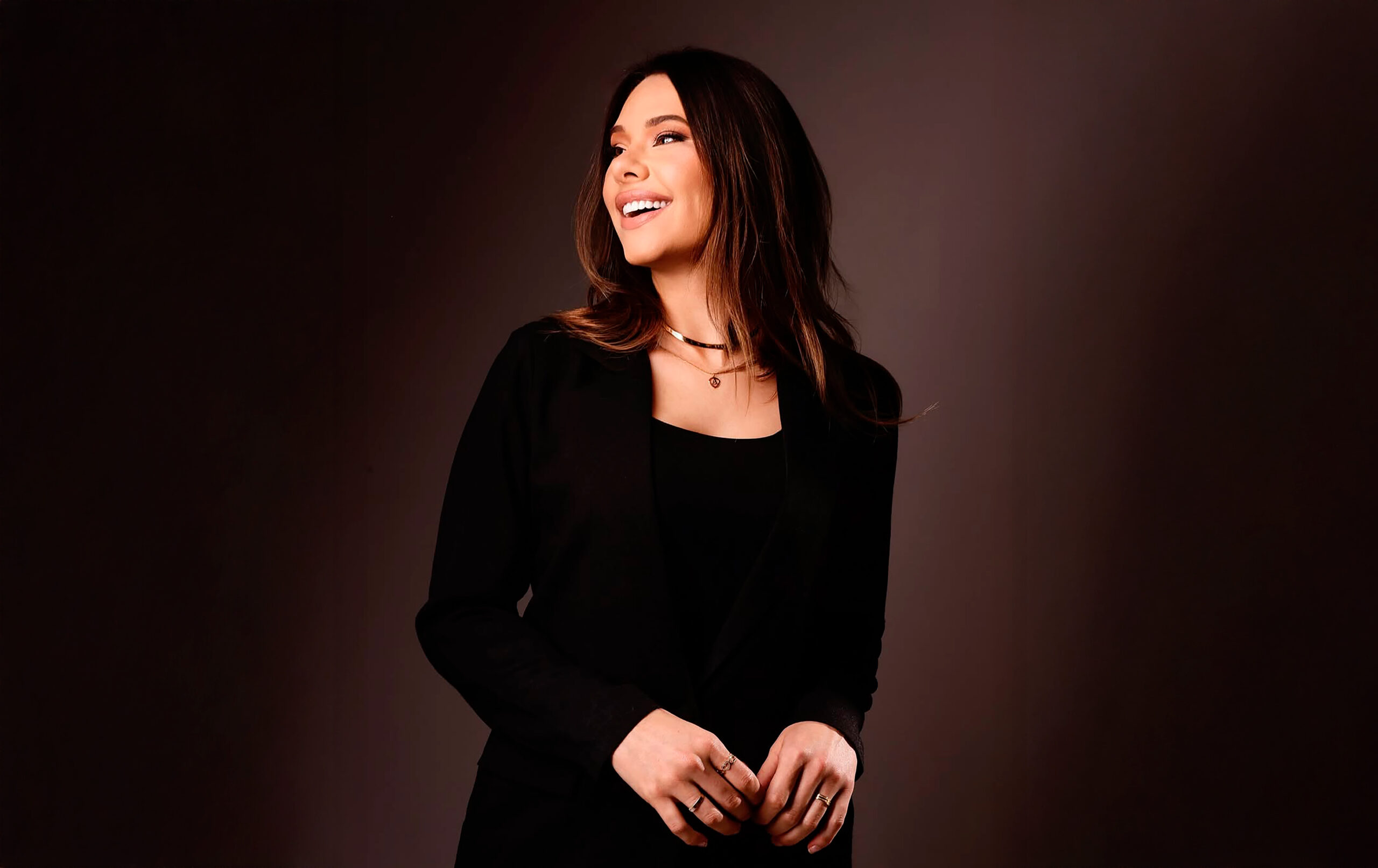 Dra. Alana, da AZ Odontologia, cliente Clinicorp